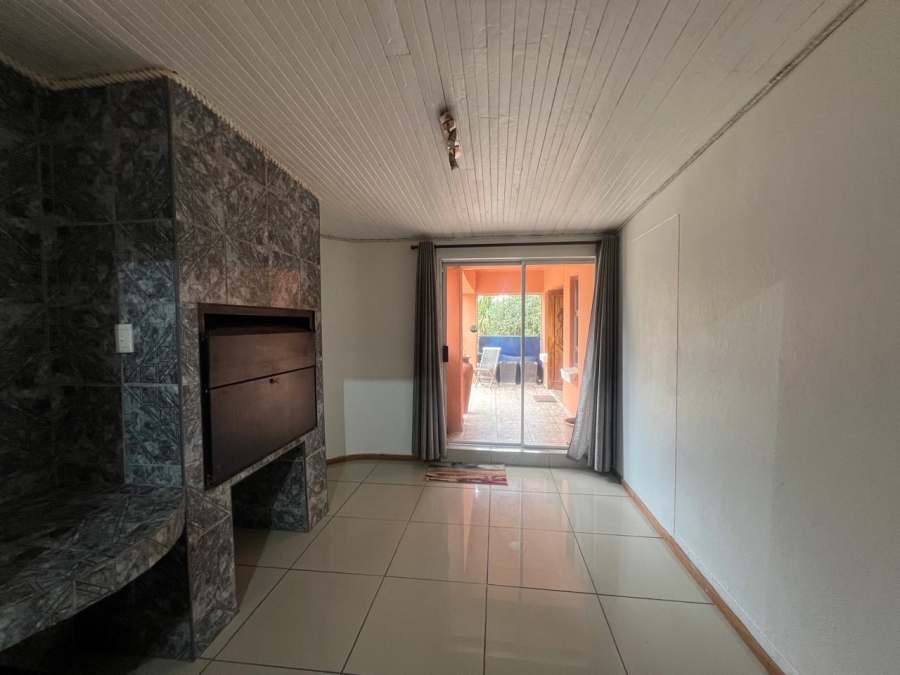 4 Bedroom Property for Sale in Vanes Estate Eastern Cape
